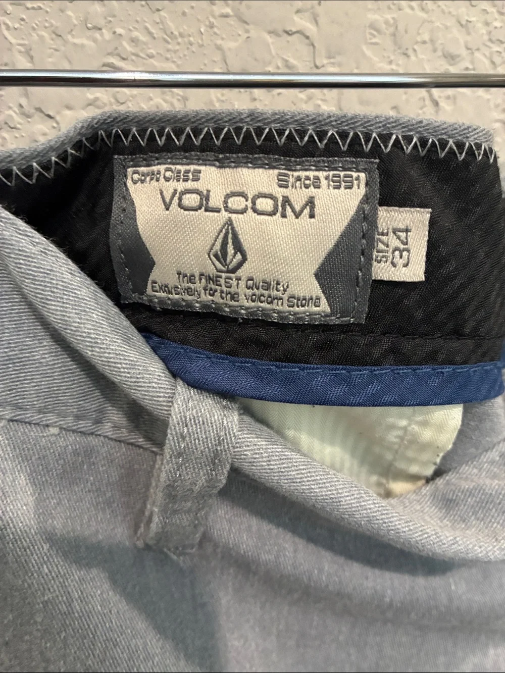 Volcom Men's Light Gray Flat Front Shorts